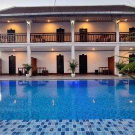 Luang Prabang Pavilion Hotel & Travel,位于琅勃拉邦的酒店