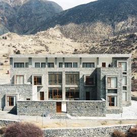 Mountain Lodges of Nepal Manang，位于Manangbhot的酒店