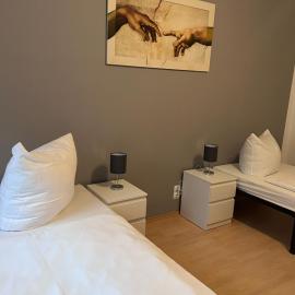 1, 2 und 3 Zimmer Monteurwohnungen in Egeln，位于Egeln的酒店