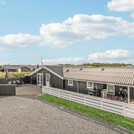Awesome Home In Ringkøbing With Sauna