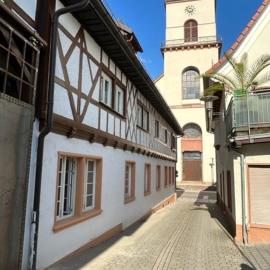Hotel Kreuz Renchen,位于Renchen的酒店