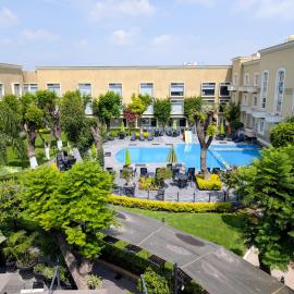 Plaza Camelinas Hotel，位于克雷塔罗的酒店