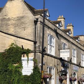 The Deeping Stage，位于马基特迪平的酒店