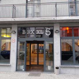 Brxxl 5 City Centre Hostel，位于布鲁塞尔的酒店