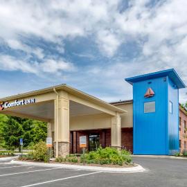 Comfort Inn Ellsworth - Bar Harbor，位于埃尔斯沃思的酒店