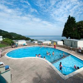 Sandaway Holiday Park，位于库姆马丁的酒店