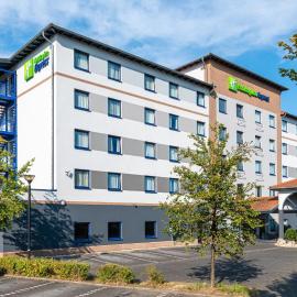 Holiday Inn Express Cologne Troisdorf by IHG,位于特罗斯多夫的酒店