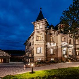 Hotel Švýcarský dům，位于Sněžnik的酒店