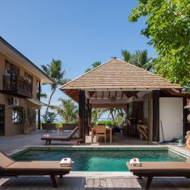 Villas des Alizes Beachfront Suites，位于普拉兰大安塞区的酒店