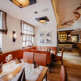 Hotel-Restaurant Haselhoff，位于科斯费尔德的酒店