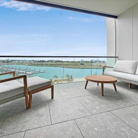 Nautilus View - Luxury Marina Getaway