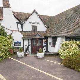 Roebuck Inn，位于斯蒂夫尼奇的酒店