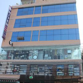 White Inn luxury Residential Hotel，位于吉大港的酒店
