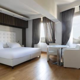 Hotel Royal Caserta，位于卡塞塔的酒店
