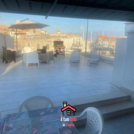 Casa Bianca il tuo Bnb, Big Terrace downtown, 15min Airport & Sea