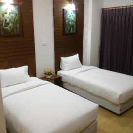 The SR Residence Lampang,位于南邦的酒店