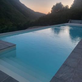 Old Village Linda - Tra Lunigiana & Cinque Terre，位于Comano的酒店