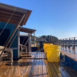 絶景シーサイドナハマ-BBQとサウナ-海まで徒歩60秒w，位于横须贺市的酒店