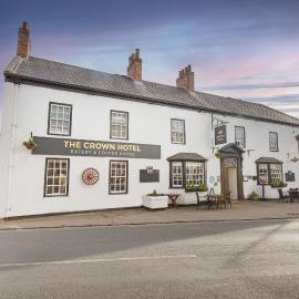 The Crown Hotel, Boroughbridge, North Yorkshire - The Coaching Inn Group，位于巴勒布里奇的酒店
