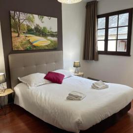 Chambre d'Hôtel Les Trois Lys,位于阿宰勒里多的酒店