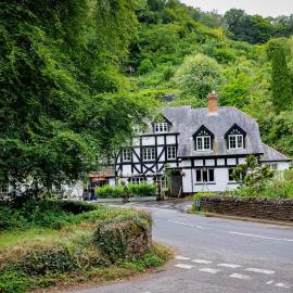 The Rock Inn Hotel, Pub & Restaurant，位于Chipstable的酒店