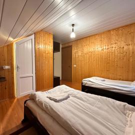 Family Hotel Parnas 2250,位于古多里的酒店