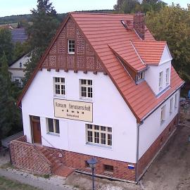 Gemütliche Wohnungen in Wansdorf im denkmalgeschützten Haus，位于Wansdorf的酒店