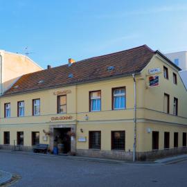 Hotel zur Sonne，位于科特布斯的酒店