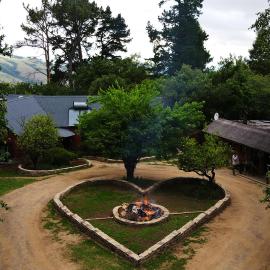 Away with the Fairies Nature Lodge and Backpackers，位于豪格斯拜克的酒店