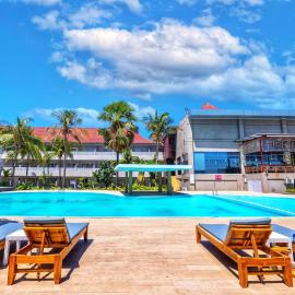 Kristal Hotel Kupang，位于古邦的酒店