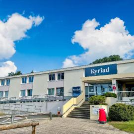 Kyriad Nemours,位于讷穆尔的酒店