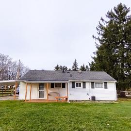 Entire House in Twinsburg，位于特温斯堡的酒店