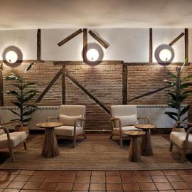 Hotel La Fuente，位于坎德拉里奥的酒店