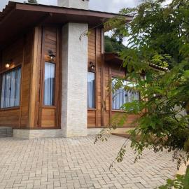 Chalé Recanto do Pimenta e Casa Recanto do Pimenta，位于佩德拉阿祖尔的酒店