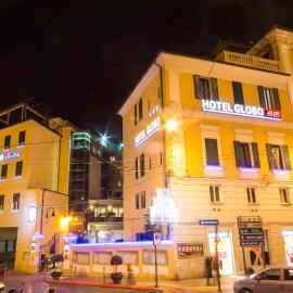 Hotel Globo Suite-Correnti hotels，位于圣雷莫的酒店
