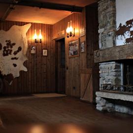 Cowboys Guest Ranch，位于沃盖拉的酒店