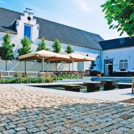 Hotel Aulnenhof，位于兰登的酒店