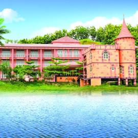 Foy's Lake Resort，位于吉大港的酒店