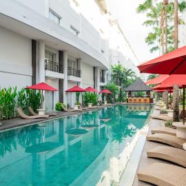 b Hotel Bali & Spa,位于登巴萨的酒店