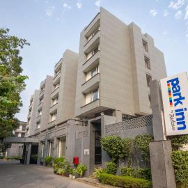 Park Inn by Radisson,South Delhi，位于新德里的酒店