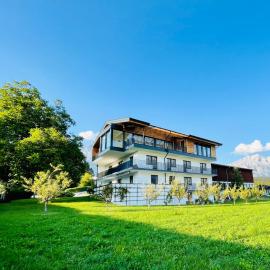 Ferienwohnungen Lukaserhof，位于米明的酒店