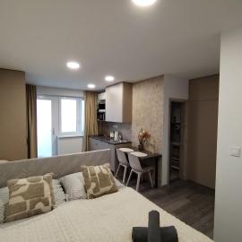 Štúdiový apartmán pri parku，位于Solčany的酒店