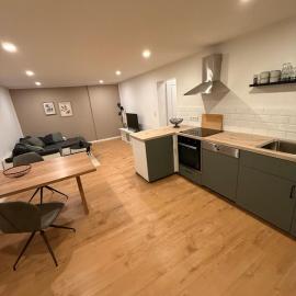 Wohnung am Waldrand Ruhe & Natur，位于布里隆的酒店
