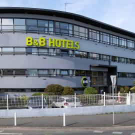 B&B HOTEL La Rochelle Centre Les Minimes,位于拉罗谢尔的酒店