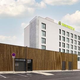 B&B HOTEL Cergy Saint-Christophe Gare，位于塞尔吉的酒店