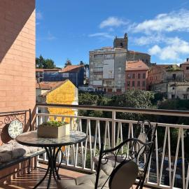 Apartamento en centro de Laredo，位于拉雷多的酒店