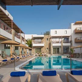 South Coast Hotel，位于马克里亚罗斯的酒店