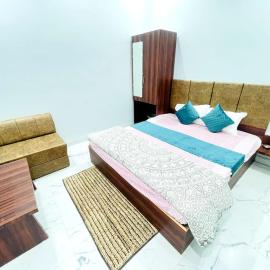 Hotel RS Residency,位于贾巴尔普尔的酒店