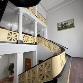 Hotel Polonia，位于纳梅斯武夫的酒店