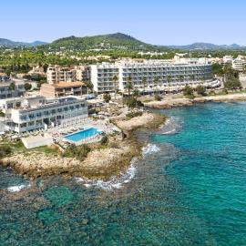 Hotel Atolon & Kaafu Beach Club，位于卡拉博纳的酒店